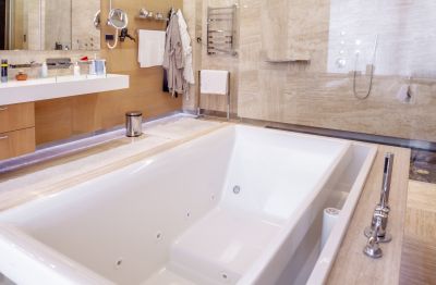 Luxurious Bathtubs